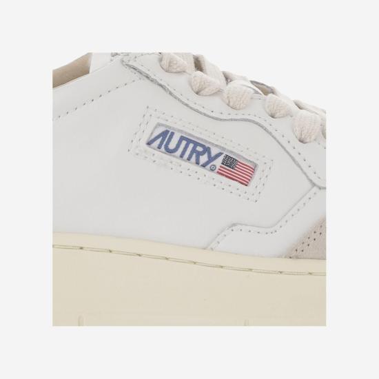 26SS 오트리 메달리스트 로우 스니커즈 AULMLS28 WHITE