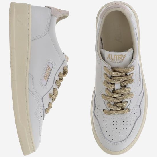 26FW 오트리 메달리스트 로우 레더 스니커즈 AULWSW01 WHITE - AUTRY