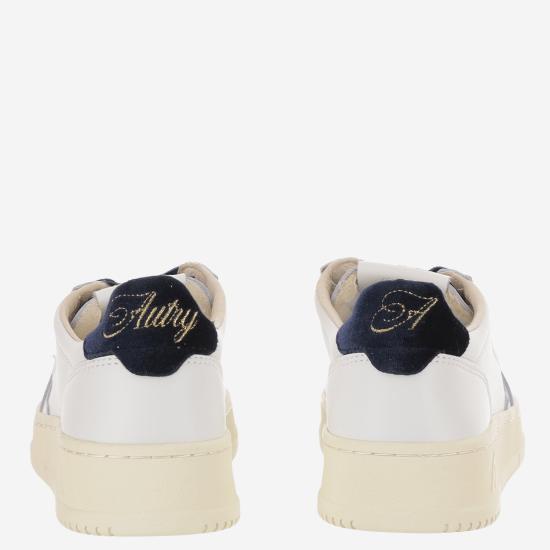 26FW 오트리 메달리스트 로우 레더 스니커즈 AULWVZ02 WHITE - AUTRY
