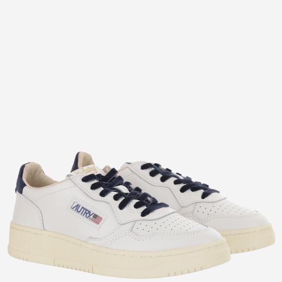 26FW 오트리 메달리스트 로우 레더 스니커즈 AULWVZ02 WHITE - AUTRY
