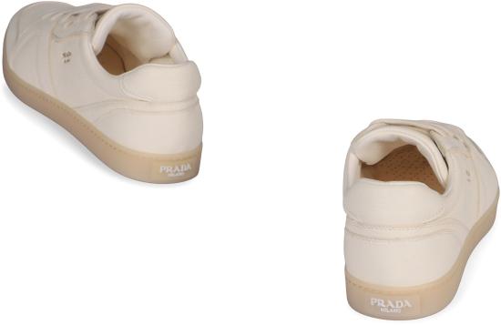 25FW 프라다 스니커즈 2EE442 F G000 WHITE - PRADA