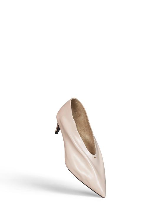26FW 케이트 미리암 로우 펌프 F20531027 106 BEIGE - KHAITE
