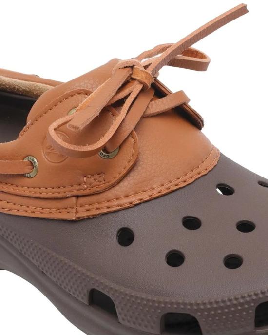 26SS 크록스 스니커즈 CR 212022 BROWN - CROCS