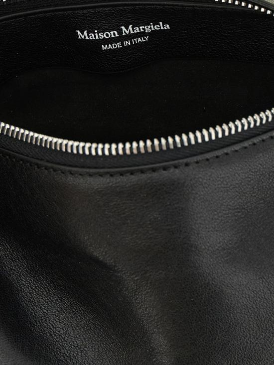 26FW 마르지엘라 이스트 웨스트 박스 백 이스트 웨스트 박스 백 SB1WD0064P8982 T8013 Black - MAISON MARGIELA