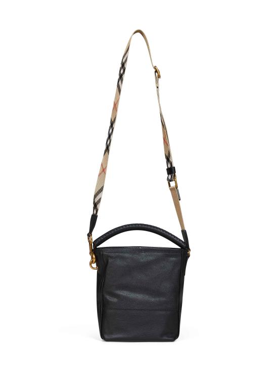 26SS 버버리 토트백 8123594 A1189 BLACK - BURBERRY