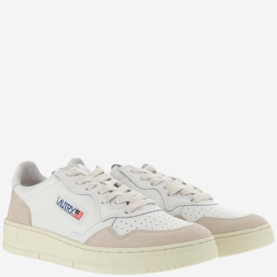 26SS 오트리 메달리스트 로우 스니커즈 AULMLS33 WHITE