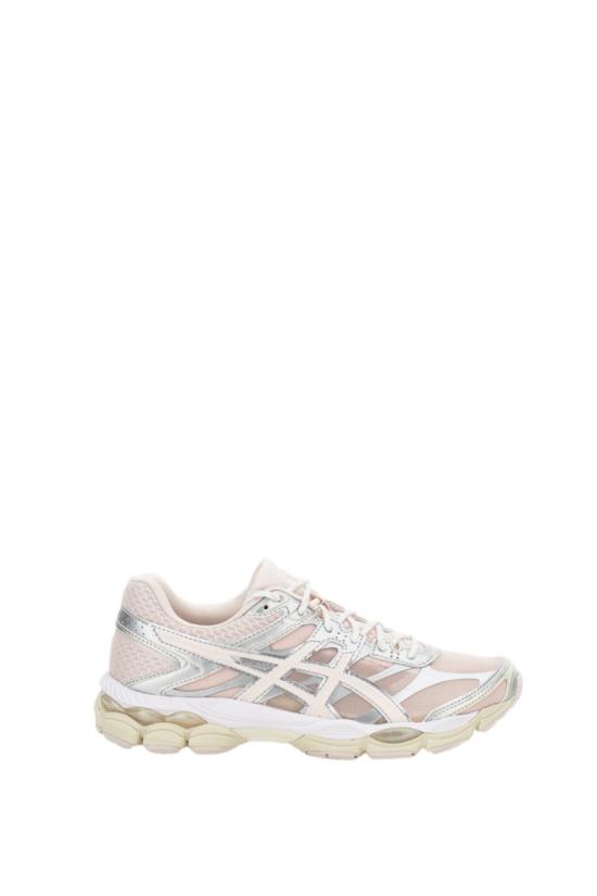 26FW 아식스 스니커즈 1203B218700 Pink