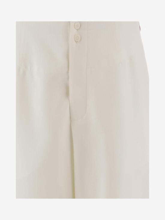 26SS 자크뮈스 Moisson 쇼츠 SOM00536AW00732 WHITE - JACQUEMUS