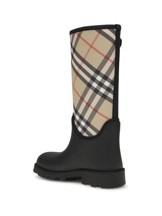 26FW 버버리 러버 마쉬 스탬프 하이 부츠 8111677 BLACK
