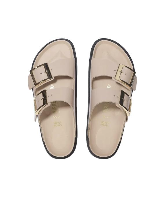 26SS 버켄스탁 애리조나 드롭렛 버클 하이 샤인 1029386 BEIGE - BIRKENSTOCK