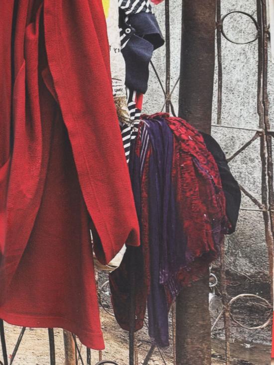 26FW 비비안웨스트우드 자수 로고 크롭 코튼 반팔 티셔츠 3G010018 J00C7O301 Red - VIVIENNE WESTWOOD