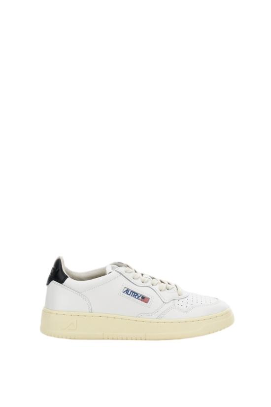 26FW 오트리 메달리스트 로우 스니커즈 AULMLL22 White
