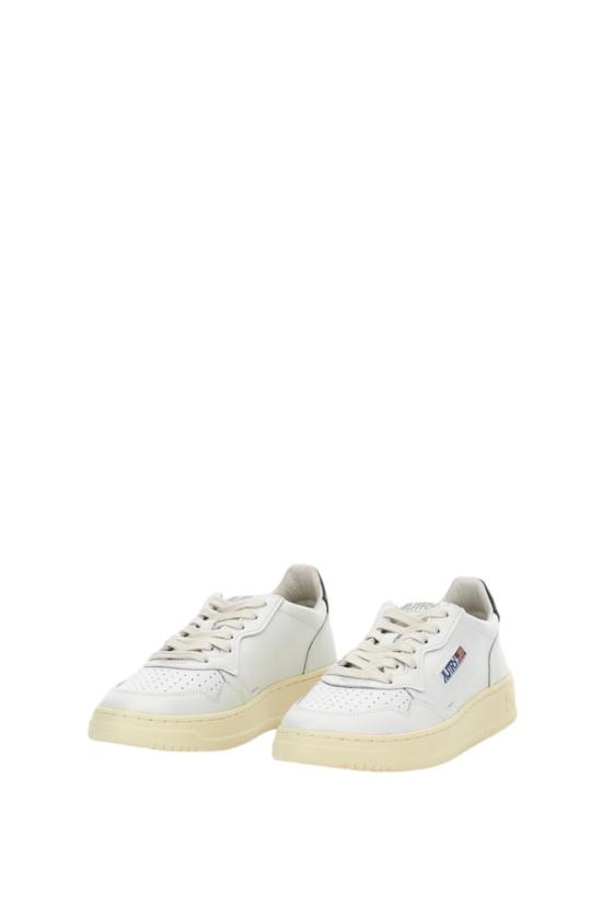 26FW 오트리 메달리스트 로우 스니커즈 AULMLL22 White - AUTRY
