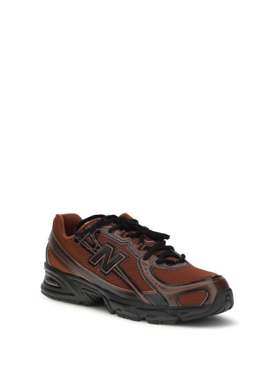 26SS 뉴발란스 740 스니커즈 U7407CB BROWN