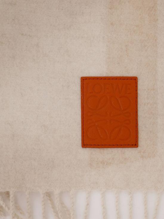  로에베 머플러/스카프 FSA3SS1W04 BEIGE - LOEWE