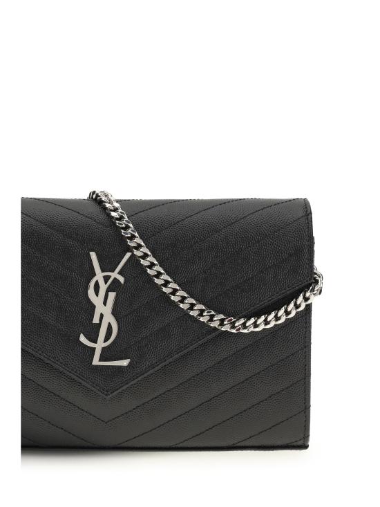 26FW 생로랑 그랑 드 뿌드르 엠보스드 레더 카산드라 마틀라세 체인 지갑 377828BOW02 BLACK - SAINT LAURENT