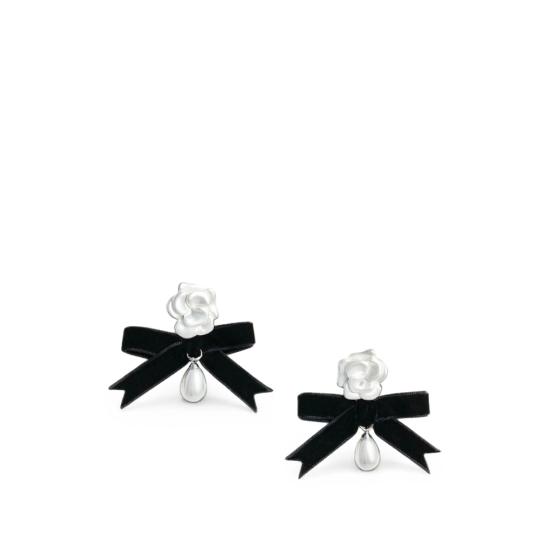 26FW 셀프 포트레이트 이어링 AW26 606E W WHITE SILVER BLACK