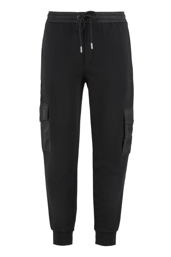 25FW 몽클레어 코튼 블렌드 조거 스웨트팬츠 K20918H00023 BLACK