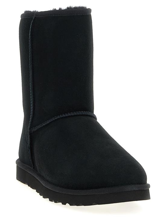 26FW 어그 부츠 클래식 숏  및 앵클  블랙 - UGG