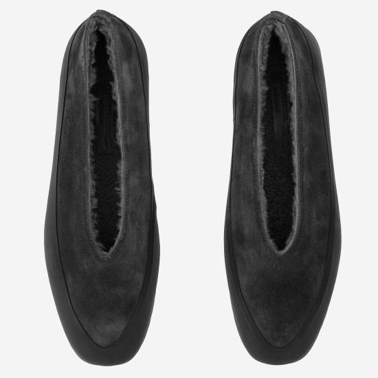 26FW 르 몽드 베릴 플랫 슈즈 APSSHEBLA BLACK