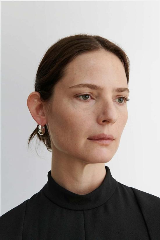  레이첼 코미 이어링 알파 후프스 실버 - RACHEL COMEY