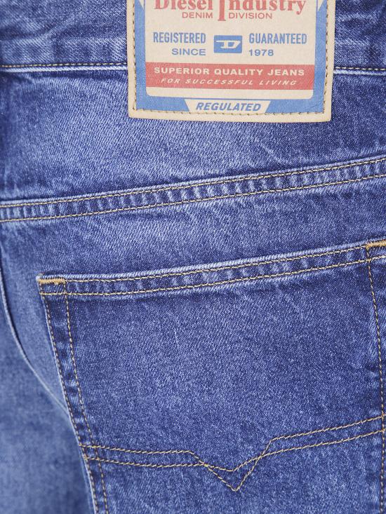 26FW 디젤 2001 D 매크로 릴렉스 핏 데님 팬츠 A11598 09I27 01 BLUE DENIM - DIESEL