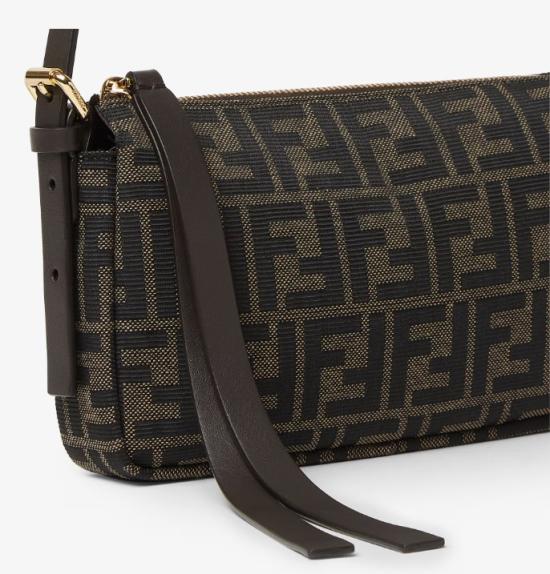 26FW 펜디 FF 자카드 지퍼 탑 스몰 숄더백 8BS123 B17AF14YN TABACCO MORO - FENDI