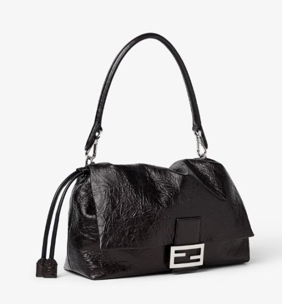 26FW 펜디 바게트 소프트 대형 가죽 숄더백 8BR857 B14MF0QA1 NERO - FENDI