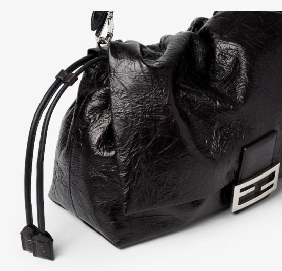 26FW 펜디 바게트 소프트 대형 가죽 숄더백 8BR857 B14MF0QA1 NERO - FENDI