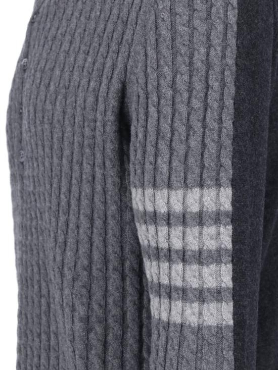 26FW 톰브라운 니트웨어 MKP166A Y1018982 Grey - THOM BROWNE