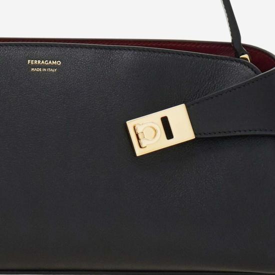  살바토레 페라가모 가방 페라가모 허그 이스트 웨스트 숄더백 블랙 - SALVATORE FERRAGAMO