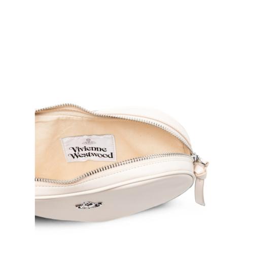 26FW 비비안웨스트우드 벨라 하트 크로스백 5801000OW S0026 A401 WHITE - VIVIENNE WESTWOOD