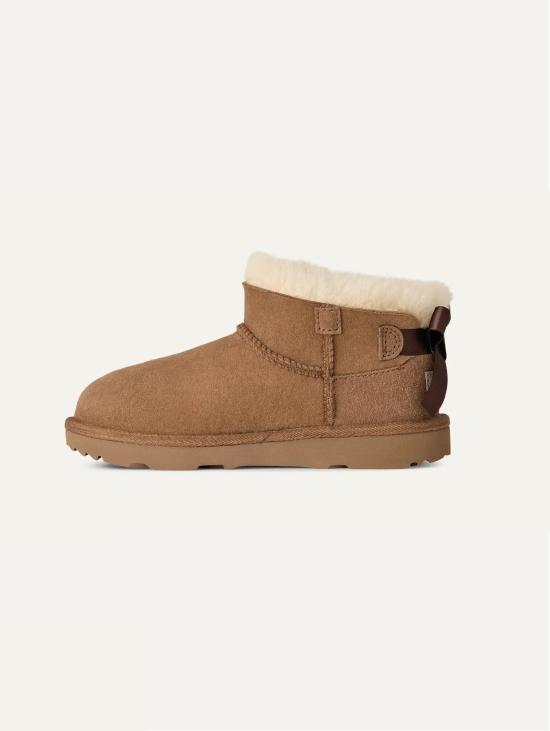 26FW 어그 부츠 스티발리 울트라 미니 피오코 베일리 보우 카스타냐 - UGG