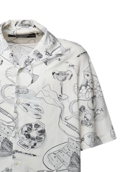 26FW 자크뮈스 반팔 셔츠 SHM00646AW00930 1TA PRINT TABLE OFF WHITE BLA - JACQUEMUS
