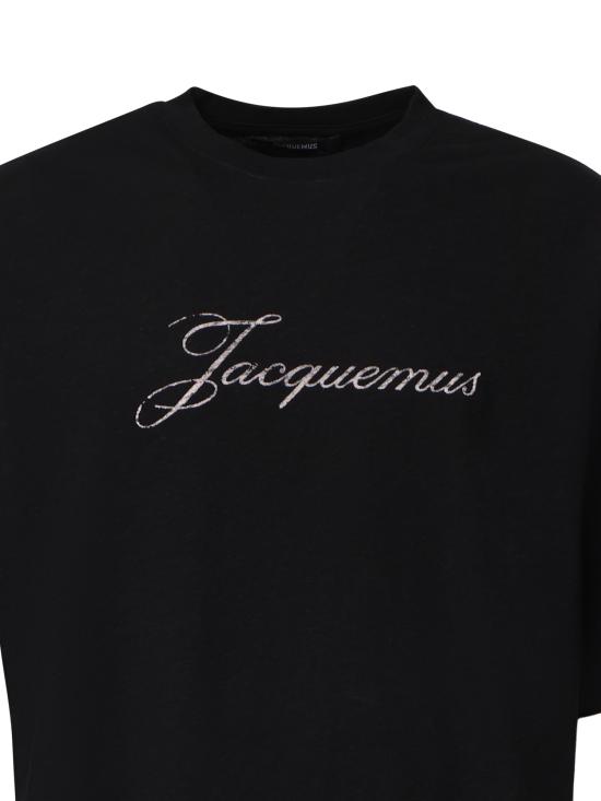 26FW 자크뮈스 로고 프린트 장식 티셔츠 TSM00639AJ00289 990 BLACK - JACQUEMUS