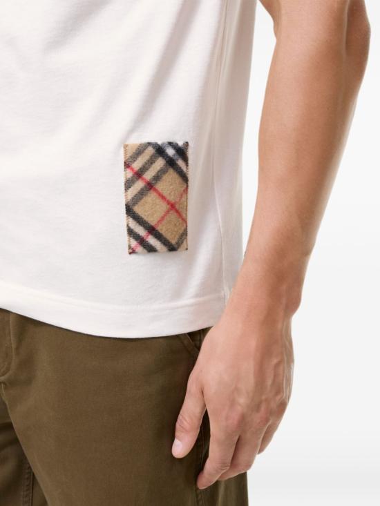 26FW 버버리 반팔 티셔츠 8132922 B7078 Chalk - BURBERRY
