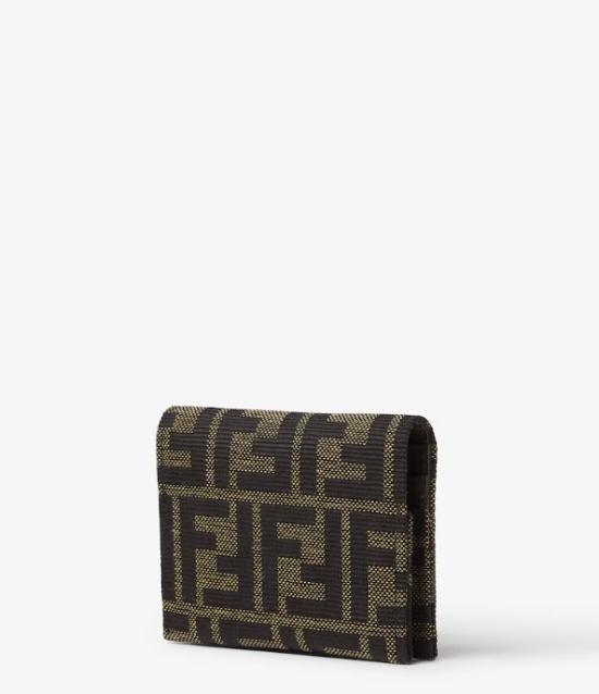 26FW 펜디 지갑 8M0608 B1JYF0VAT TABACCO MORO - FENDI