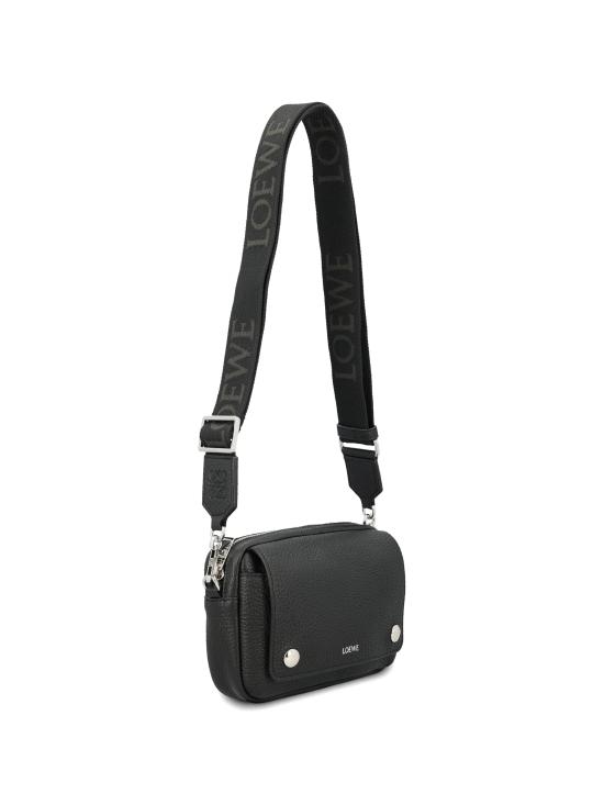 26FW 로에베 페블 스몰 메신저백 BANBPCBX04 1100 Black - LOEWE