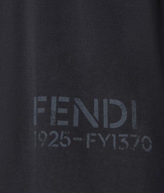 26FW 펜디 반팔 티셔츠 FY1370 B19QF043Y Black Grey - FENDI