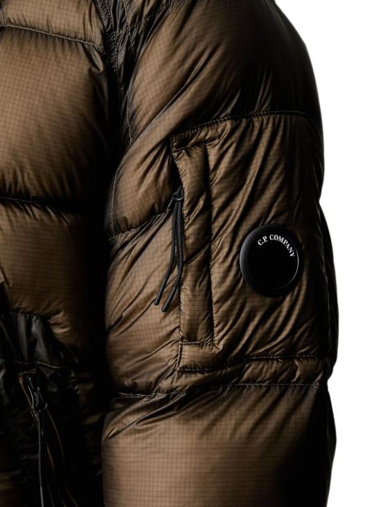 26FW 씨피 컴퍼니 D.D. 쉘 후드 다운 퍼퍼 자켓 21CMOW702A110416A 683 GREEN - C.P. COMPANY