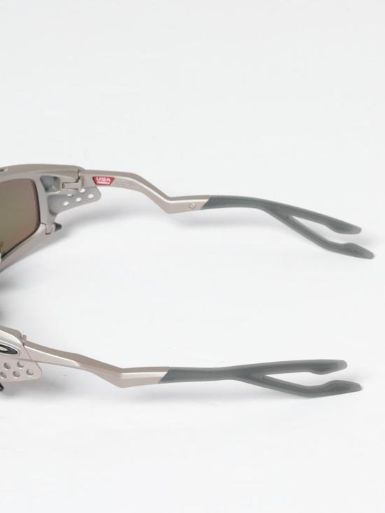 26SS 오클리 선글라스 0009529 0561 Grey - OAKLEY