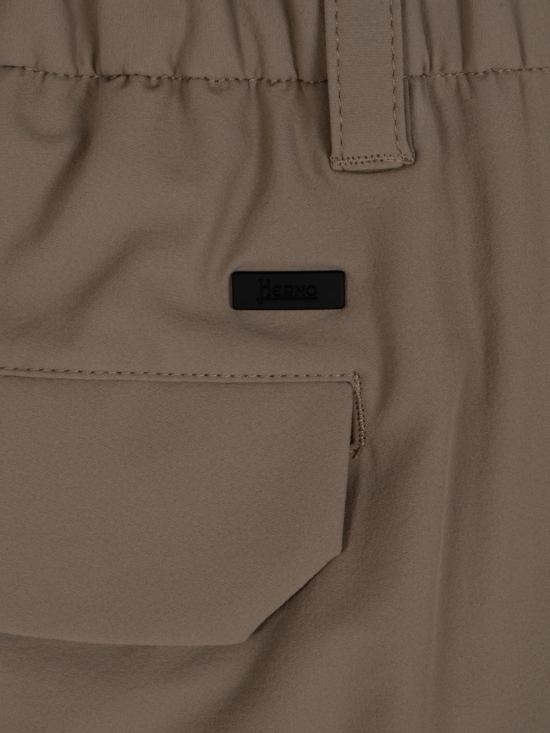 25FW 에르노 리조트 플리츠 카고 포켓 팬츠 PT000156U 12773S2600 DOVE GREY - HERNO