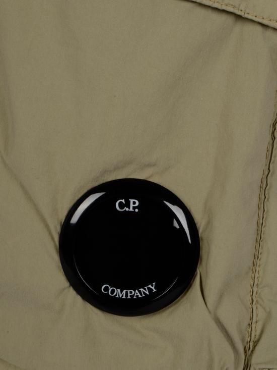 26SS 씨피 컴퍼니 숏팬츠 20CMBE256A 006439G610 MOSS GRAY - C.P. COMPANY