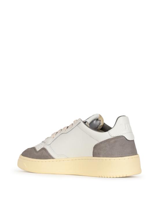 26FW 오트리 메달리스트 로우 스니커즈 AULM FT15 SOFLEA SUE WHT CEMENTO - AUTRY