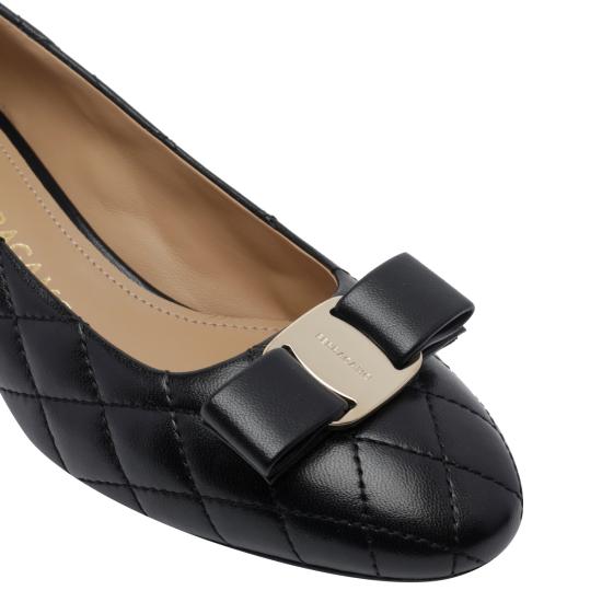 26FW 살바토레 페라가모 힐/펌프스 798516 01M543NERO BISCOTTO BLACK - SALVATORE FERRAGAMO