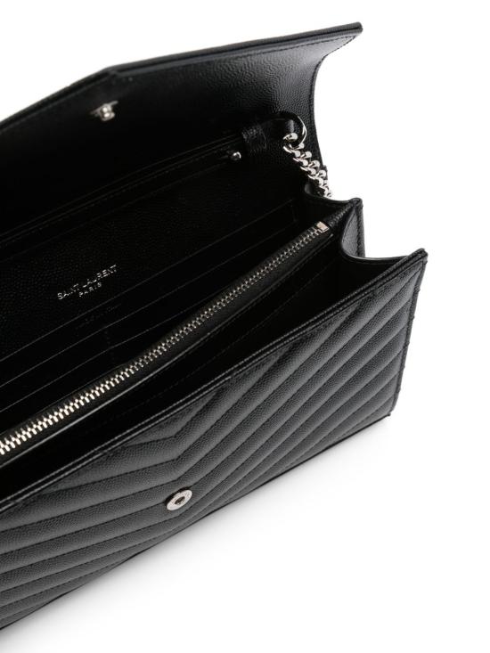 26FW 생로랑 그랑 드 뿌드르 엠보스드 레더 카산드라 마틀라세 체인 지갑 377828 BOW021000 BLACK - SAINT LAURENT