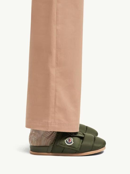 26SS 몽클레어 몬 포켓 패딩 레더 뮬 K109B4M00040M508081A Green - MONCLER