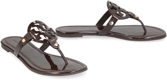  토리버치 샌들 토리 버치 밀러 가죽 플립플롭  코코넛 색상 - TORY BURCH