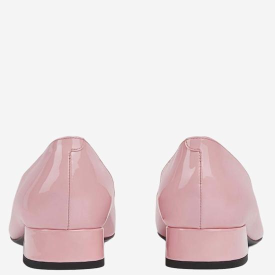  구찌 플랫 슈즈 발레리나 플랫, 하프 버클 장식, 송아지 가죽 소재, 핑크색 - GUCCI