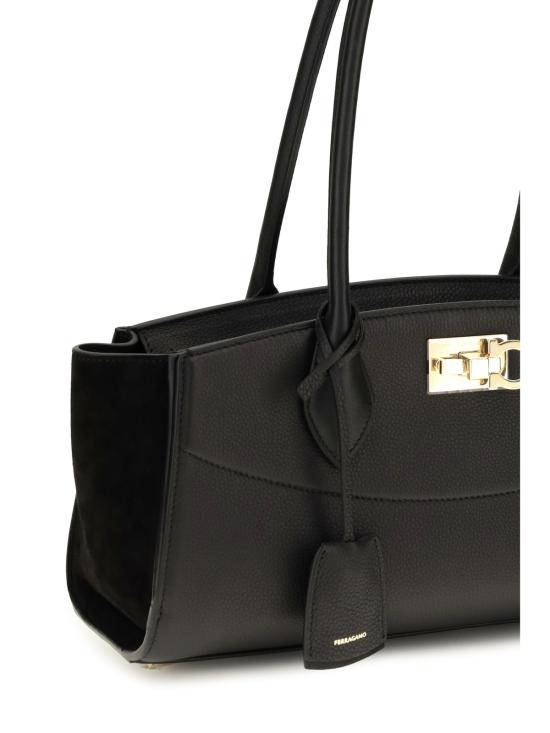  살바토레 페라가모 가방 페라가모 스튜디오 소프트 이스트 웨스트 숄더백 블랙 - SALVATORE FERRAGAMO